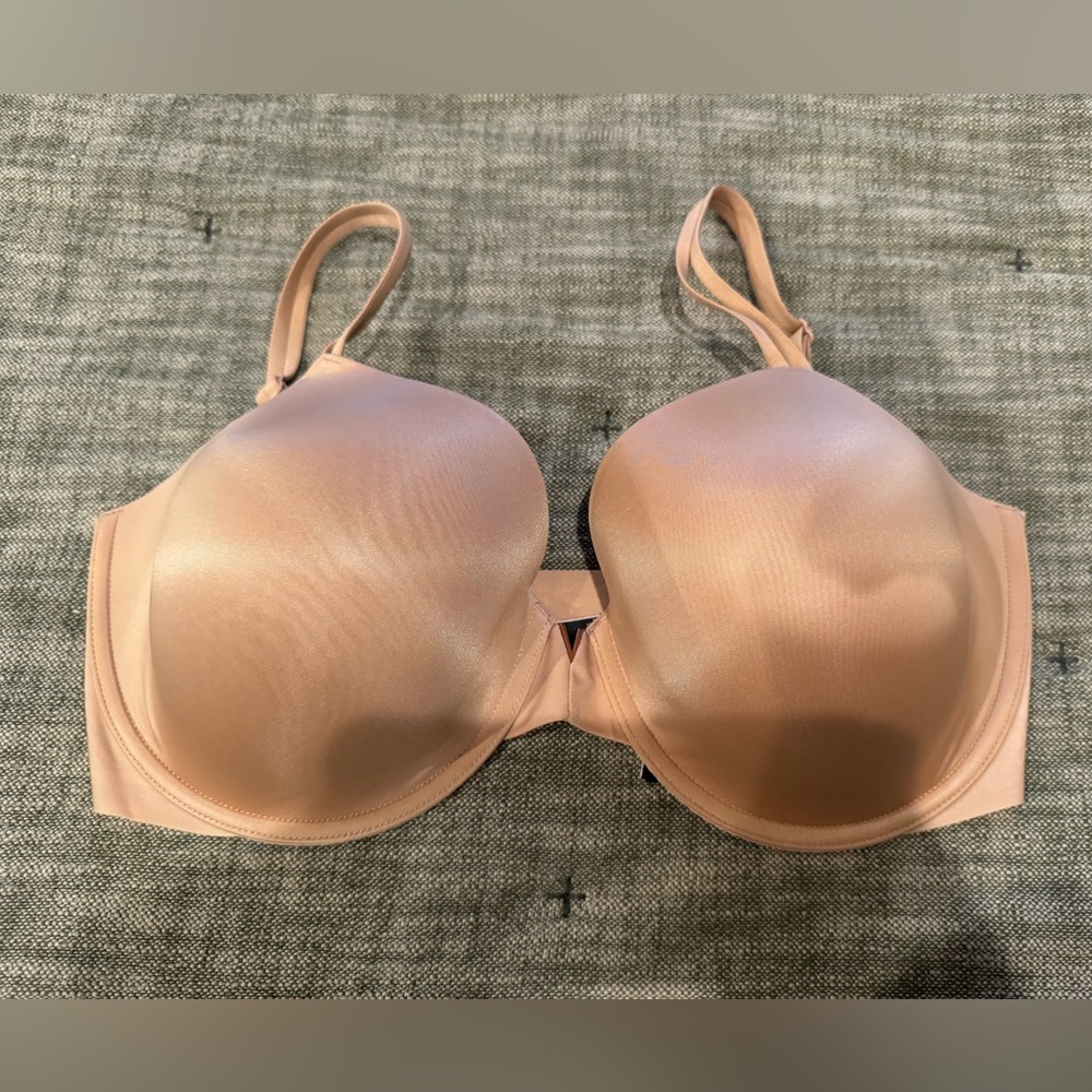 Victoria Secrets Lined Perfect Coverage Bra-New without tags